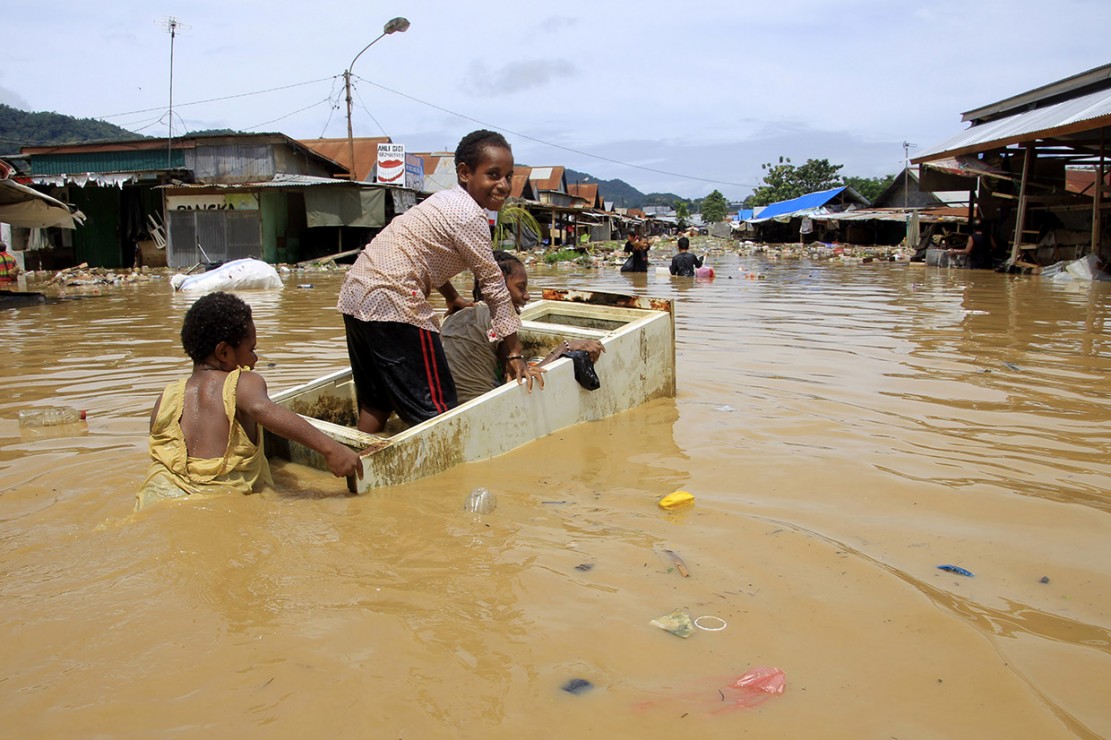 Jayapura Tergenang Banjir Bandang